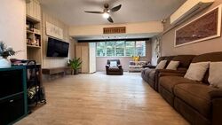 Blk 327 Jurong East Street 31 (Jurong East), HDB Executive #587213371